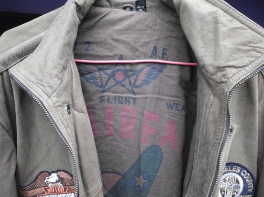ขายเสื้อหนังแท้ถูกๆๆ750ทุกตัว