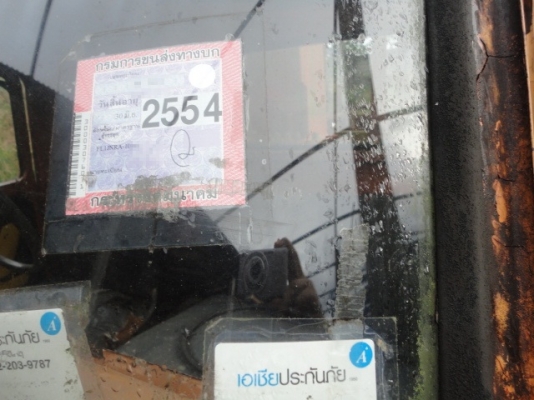 ISUZU หกล้อหัวยาวติดเครน มีเล่มทะเบียนค่ะ ISUZU หกล้อหัวยาวติดเครน มีเล่มทะเบียนค่ะ