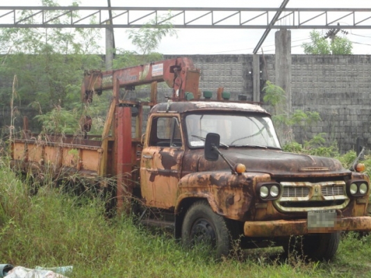 ISUZU หกล้อหัวยาวติดเครน มีเล่มทะเบียนค่ะ ISUZU หกล้อหัวยาวติดเครน มีเล่มทะเบียนค่ะ