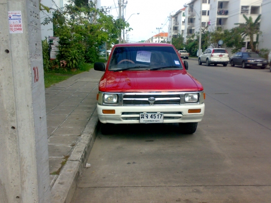 ด่วนๆๆครับ  รถกระบะโตโยต้าเครื่อง2500 ไมตี้เอ็กซ์ 4 ประตูราคาคุยกันได้สนใจโทรมาเลยครับ