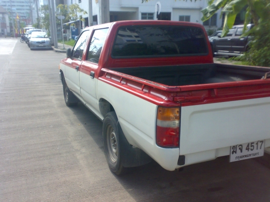 ด่วนๆๆครับ  รถกระบะโตโยต้าเครื่อง2500 ไมตี้เอ็กซ์ 4 ประตูราคาคุยกันได้สนใจโทรมาเลยครับ