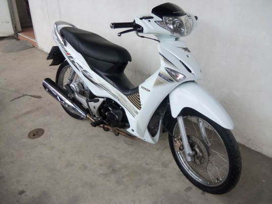 ขายฮอนด้าเวฟ 125i ปี2553 ราคาต่อลองได้คับ