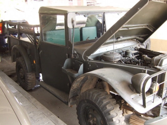 ขายด่วย รถทหาร Dodge M37 สภาพกริ้บๆ เดิมๆ
