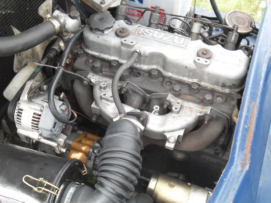 ขายด่วน รถยก KOMATSU FD20-11 เครื่องดีเซล SIUZU C240 เสาสูง 3 เมตร เกียร์คลัท ขายตามสภาพสวยๆ