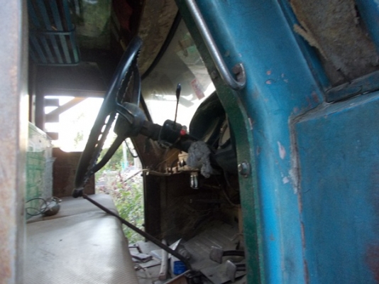 รถ6ล้อหัวยาว-สวยๆ เดิมทั้งคัน-สมุดพร้อมโอน ติดต่อด่วน โทร 087-6414953 มอส