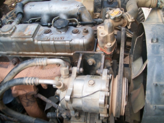 รถบรรทุก 4 ล้อ ISUZU มือสอง รถบรรทุก 4 ล้อ ISUZU มือสอง