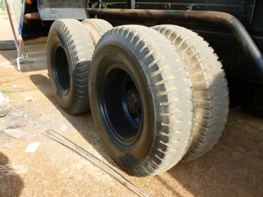 แสงฟ้าเต้นรถ///ขายHINO-227 สภาพสวย กระบะดั้มข้างมิเนียม ยางเต็ม