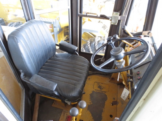 510-15531 รถตักล้อยาง KOMATSU รถเก่าญี่ปุ่นครับ 510-15531 รถตักล้อยาง KOMATSU รถเก่าญี่ปุ่นครับ