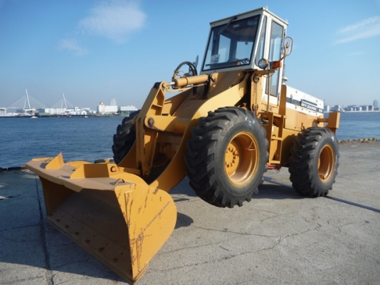 510-15531 รถตักล้อยาง KOMATSU รถเก่าญี่ปุ่นครับ