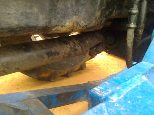 ขาย FORD TS90 กรองใหญ่ เกียร์ข้าง ปี 05 เอกสารเล่มทะเบียน