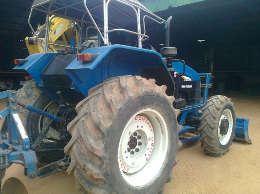 ขาย FORD TS90 กรองใหญ่ เกียร์ข้าง ปี 05 เอกสารเล่มทะเบียน