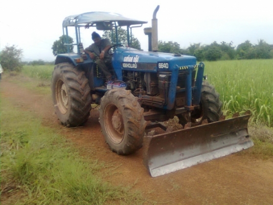 ขายNEWHOLLAN 6640 สองเพลา สภาพพร้อมใช้