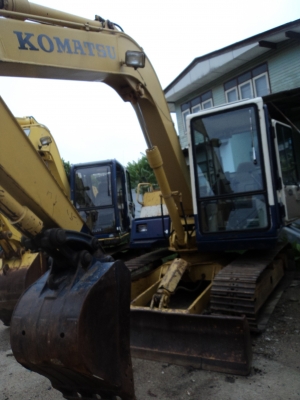 ขายด่วน รถขุด KOMATSU PC60-6   รถสวย  สภาพดีมาก ๆๆ นำเข้าเองจากญ๊่ปุ่น 100\%