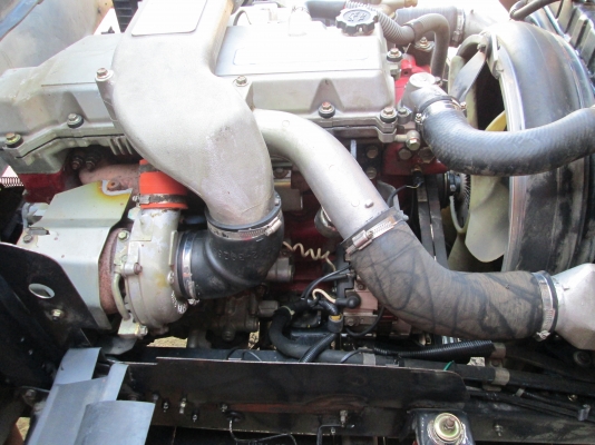 ขาย HINO , FC4J 140 ปี 44 ตู้แห้ง 3 บานยาว 5.5 ม.รถบ้านห้างแท้