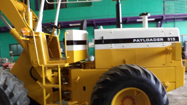 515-2-12115 รถตักKOMATSUตอนนี้รถจอดที่(CSนวนคร)ครับ 515-2-12115 รถตักKOMATSUตอนนี้รถจอดที่(CSนวนคร)ครับ