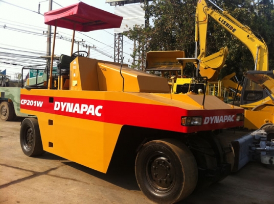 ขายด่วนรถบดล้อยาง7ล้อDYNAPAC CP201W ตรวจเช็คพร้อมใช้ เก่าญี่ปุ่น