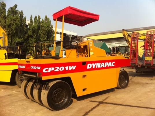 ขายด่วนรถบดล้อยาง7ล้อDYNAPAC CP201W ตรวจเช็คพร้อมใช้ เก่าญี่ปุ่น