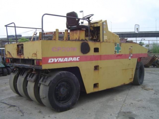 ขายด่วนรถบดล้อยาง7ล้อDYNAPAC CP201W ตรวจเช็คพร้อมใช้ เก่าญี่ปุ่น