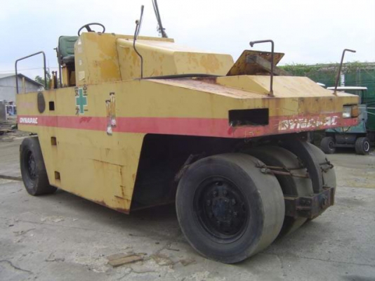 ขายด่วนรถบดล้อยาง7ล้อDYNAPAC CP201W ตรวจเช็คพร้อมใช้ เก่าญี่ปุ่น