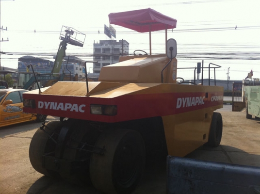 ขายด่วนรถบดล้อยาง7ล้อDYNAPAC CP201W ตรวจเช็คพร้อมใช้ เก่าญี่ปุ่น