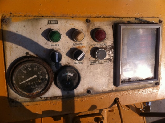 ขายด่วนรถบดล้อยาง7ล้อDYNAPAC CP201W ตรวจเช็คพร้อมใช้ เก่าญี่ปุ่น