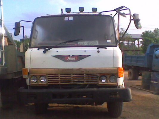 ขายรถบรรทุกสิบล้อ ยี่ห้อ HINO 2เพลาดั้ม รุ่นจ้าวอินทรี ราคา 6.5แสน จำนวน2คัน ติดต่อ : 086-0053535(อาจารย์)