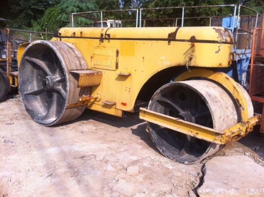 ขายด่วนรถบด3ล้อเหล็ก SAKAI KD10 ตรวจเช็คพร้อมใช้ เก่าญี่ปุ่น