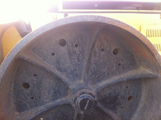 ขายด่วนรถบด3ล้อเหล็ก SAKAI KD10 ตรวจเช็คพร้อมใช้ เก่าญี่ปุ่น