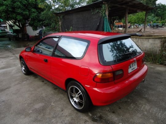 ขาย Honda civic 3d สีแดงสวยๆ ติดแก็ส lpg ราคา 135,000 บาท พร้อมโอนครับ ++++++++