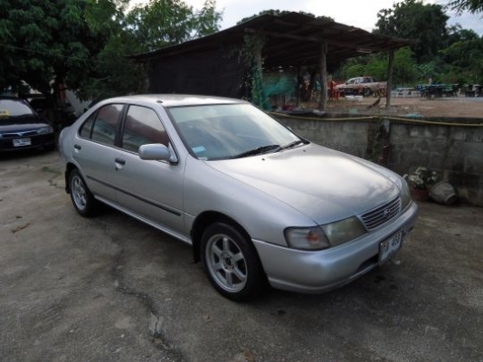 ขาย nissan saloon สีเทาสวยๆ ราคา 108,000 บาท พร้อมโอน +++++++++