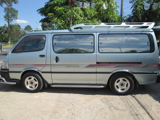 ขายรถตู้ TOYOTA ตาเพชร 5L ใช้น้อยรถบ้านเจ้าของขายเองเดิมทุกอย่างครับ