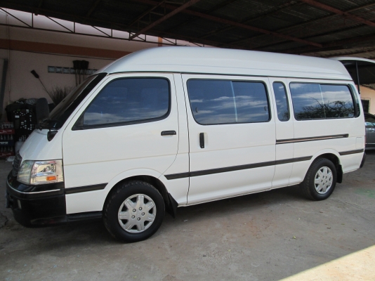 ขายรถตู้ TOYOTA , CommuTer หลังคาสูงตาเพชร สวยจัดเป็นรถใช้ในบริษัท