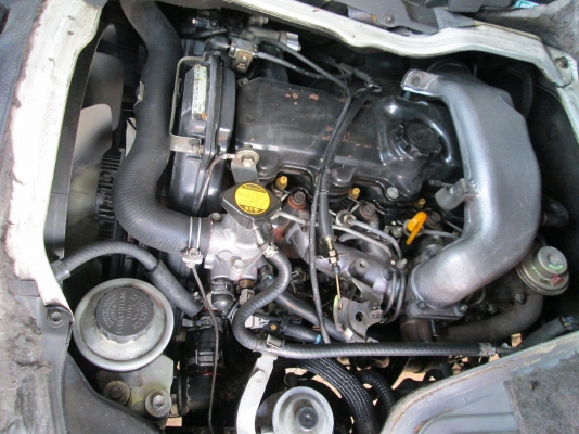 ขายรถตู้ TOYOTA , CommuTer หลังคาสูงตาเพชร สวยจัดเป็นรถใช้ในบริษัท