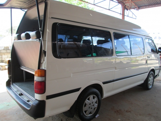 ขายรถตู้ TOYOTA , CommuTer หลังคาสูงตาเพชร สวยจัดเป็นรถใช้ในบริษัท