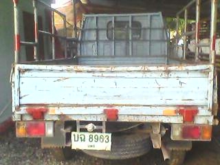 ขาย ISUZU NKR 88 แรง 4ล้อ ยกหัวได้ สวย พร้อมใช้งาน ไม่ติดเวลา กำลังทำสีใหม่ทั้งคัน