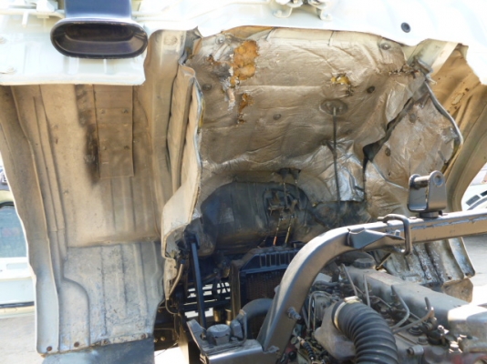 แสงฟ้าเต้นรถ/////จำหน่ายรถ6ล้อHINO-KM545วางหัวFCนอก พวงมาลัยเพาเวอร์ ยางใหม่6เส้น ยาว5.50.ม