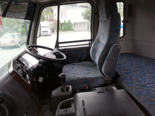 ขายหัวลาก 6 ล้อ พร้อมหางลาก สนใจติดต่อ 081-9114025