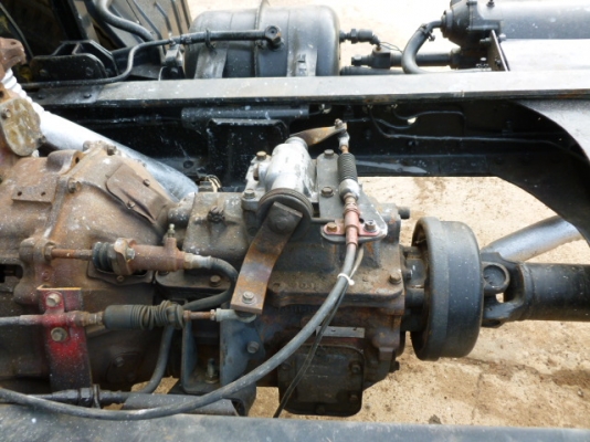 แสงฟ้าเต้นรถ/////จำหน่ายรถ6ล้อHINO-KM545วางหัวFCนอก พวงมาลัยเพาเวอร์ ยางใหม่6เส้น ยาว5.50.ม