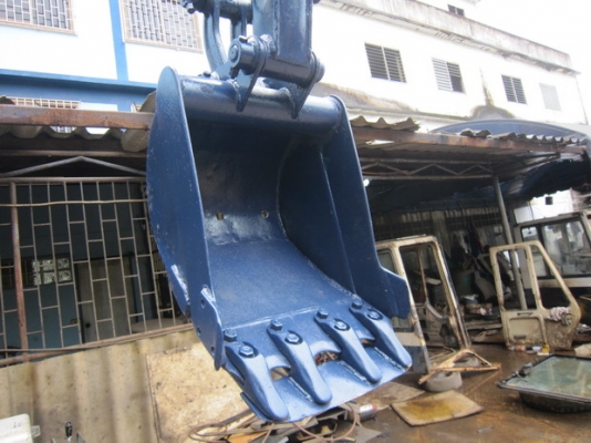 ขาย รถขุดเล็ก KOMATSU รุ่น PC30-6- แทร็กเหล็ก มือสองญี่ปุ่น ขาย รถขุดเล็ก KOMATSU รุ่น PC30-6- แทร็กเหล็ก มือสองญี่ปุ่น