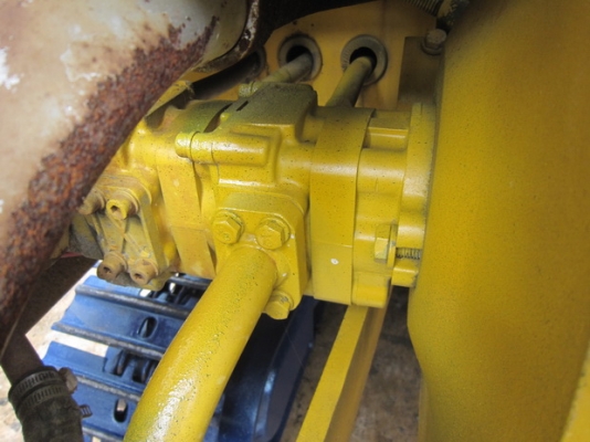 ขาย รถขุดเล็ก KOMATSU รุ่น PC30-6- แทร็กเหล็ก มือสองญี่ปุ่น ขาย รถขุดเล็ก KOMATSU รุ่น PC30-6- แทร็กเหล็ก มือสองญี่ปุ่น