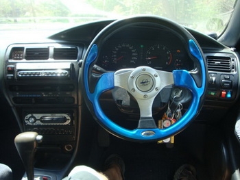 ขาย TOYOTA 3 ห่วง ปี1993 อวทม วิทยุ CD,DVD+TV แม็ก  เครื่องยนต์1,800 CC ติดแก็สLPG ลงเล่มแล้วราคา 155,000 บาท
