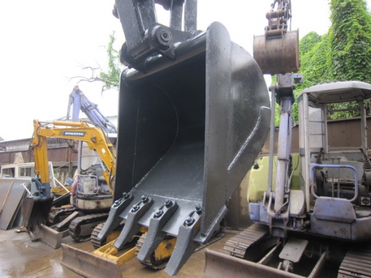 ขาย รถขุดเล็ก KOMATSU รุ่น PC20-7- แทร็กเหล็ก มือสองญี่ปุ่น