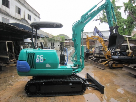 ขาย รถขุดเล็ก KOMATSU รุ่น PC20-7- แทร็กเหล็ก มือสองญี่ปุ่น