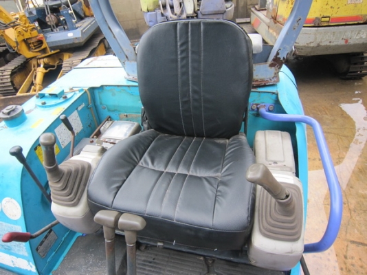 ขาย รถขุดเล็ก AIRMAN รุ่น AX30 แทร็กเหล็ก มือสองญี่ปุ่น ขาย รถขุดเล็ก AIRMAN รุ่น AX30 แทร็กเหล็ก มือสองญี่ปุ่น