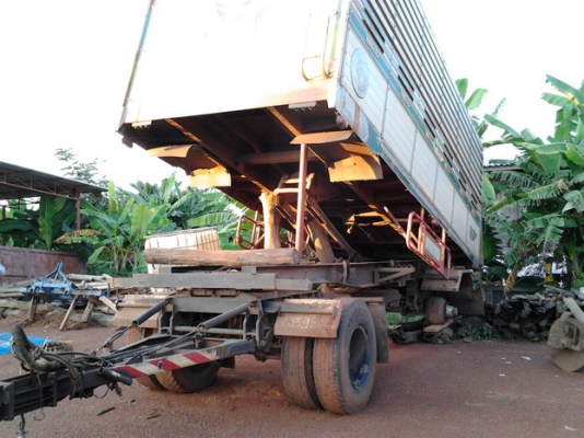 HINO PROFIA 320 HP P11C รถพ่วงแม่+ลูก กระบะดั๊มพ์มิเนียม 12 ตันสภาพสวยมากๆ ลูก 2 คานดั๊มพ์ ภายในเก๋งสวยครบ แอร์ พวงมาลัยเพาเวอร์ เบรคทริ๊ปฟี้ครบครัน ยางสภาพดีแม่ลูก 80\% ทะเบียนภาษีครบพร้อมโอนครับ