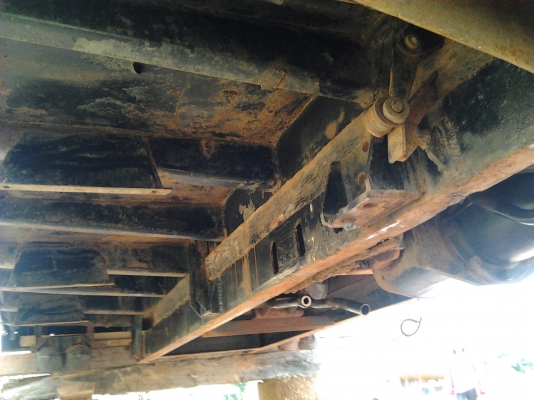 ขายกระบะรถบรรทุก  10  ล้อดั้ม