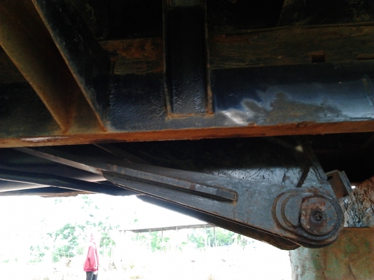 ขายกระบะรถบรรทุก  10  ล้อดั้ม