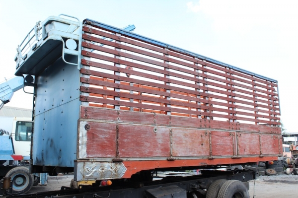 กระบะไม้มะค่า 5.00 เมตร ถอดจาก FTR Deca