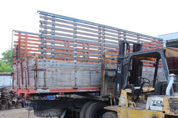 กระบะไม้มะค่า 5.00 เมตร ถอดจาก FTR Deca กระบะไม้มะค่า 5.00 เมตร ถอดจาก FTR Deca