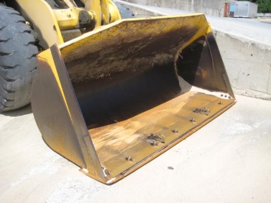 รถตักล้อยาง WA300-3 รถสวย สภาพเยี่ยม (ภาพเดิมจากญี่ปุ่น) โทร.081-373-0559 รถตักล้อยาง WA300-3 รถสวย สภาพเยี่ยม (ภาพเดิมจากญี่ปุ่น) โทร.081-373-0559